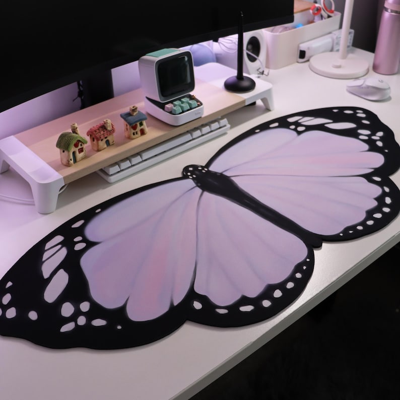 Purple Lilac Butterfly Deskmat - Tradescantia Purple incelemesi ve fiyatı